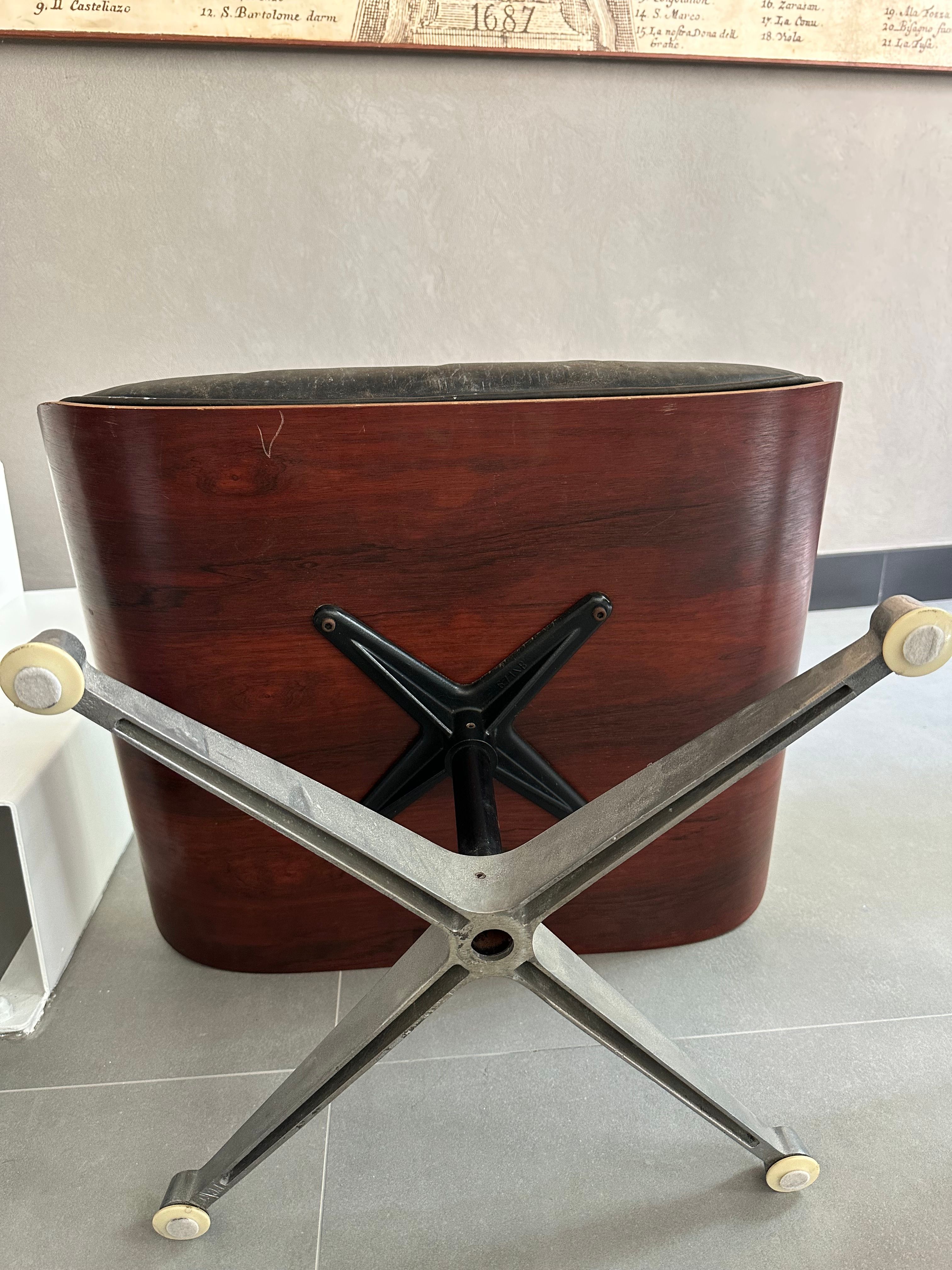 Eames Ottoman 60er Vintage Hocker Front