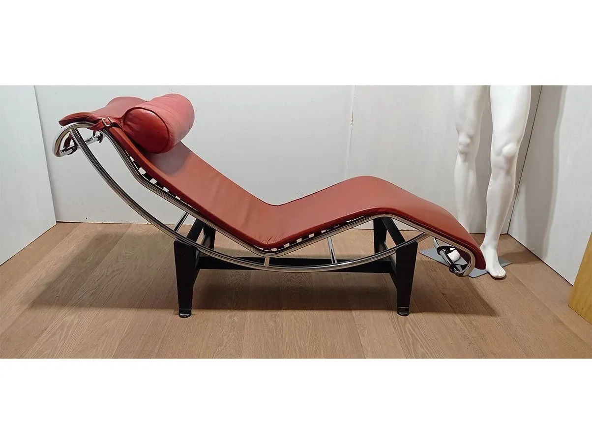 Chaise longue LC4 in pelle Cognac di Le Corbusier, Alivar 8