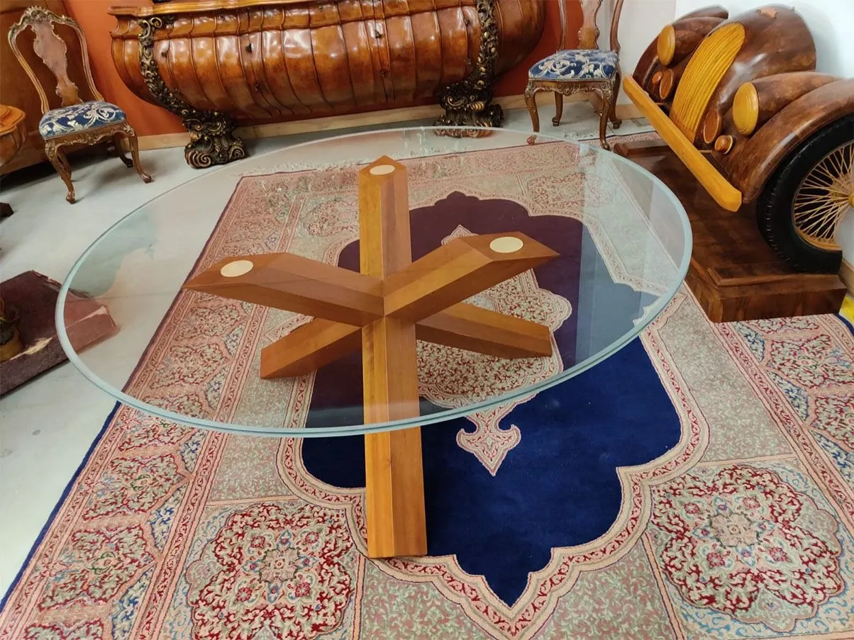 La Rotonda icon table in cherry wood and glass, Cassina 3