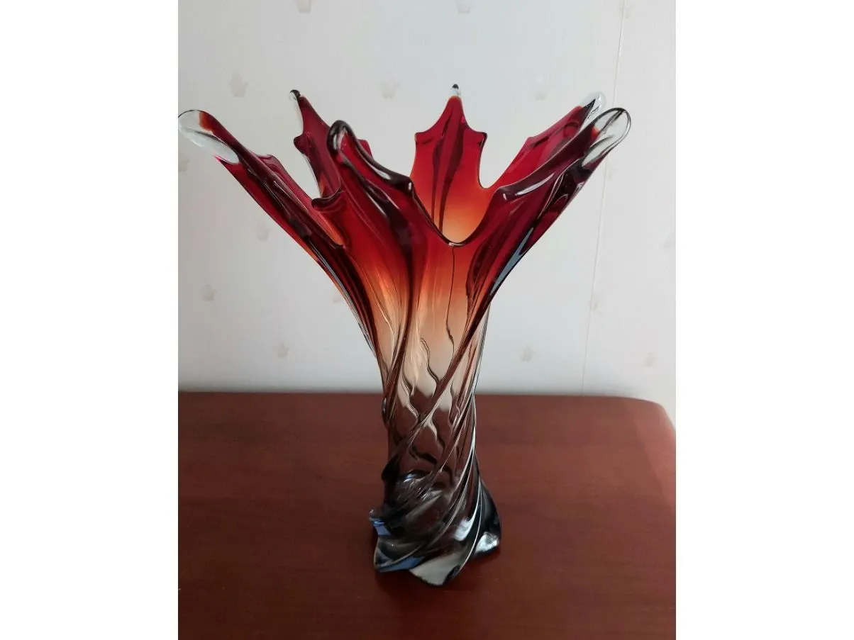 Vintage Murano glass vase (1960s), image