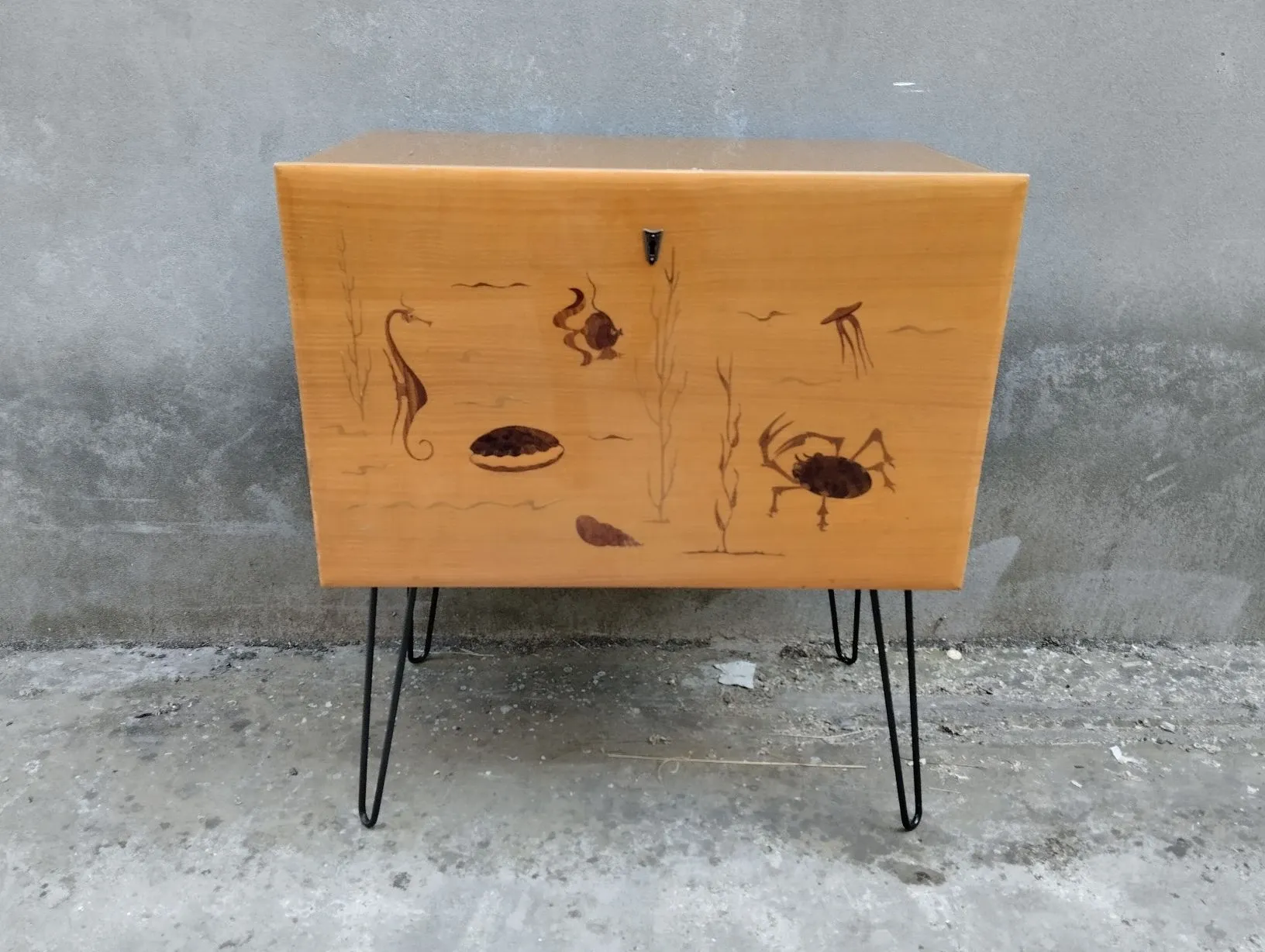 Vintage bar cabinet (1960s), image