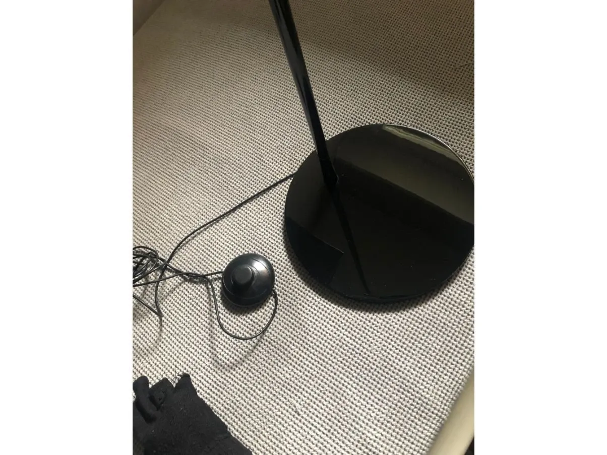 Lampada da terra Tab, Flos 4