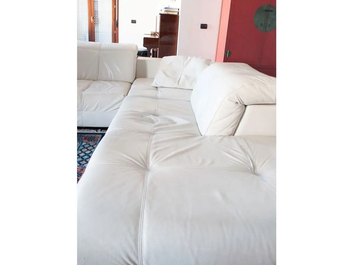 Surround, Natuzzi 10