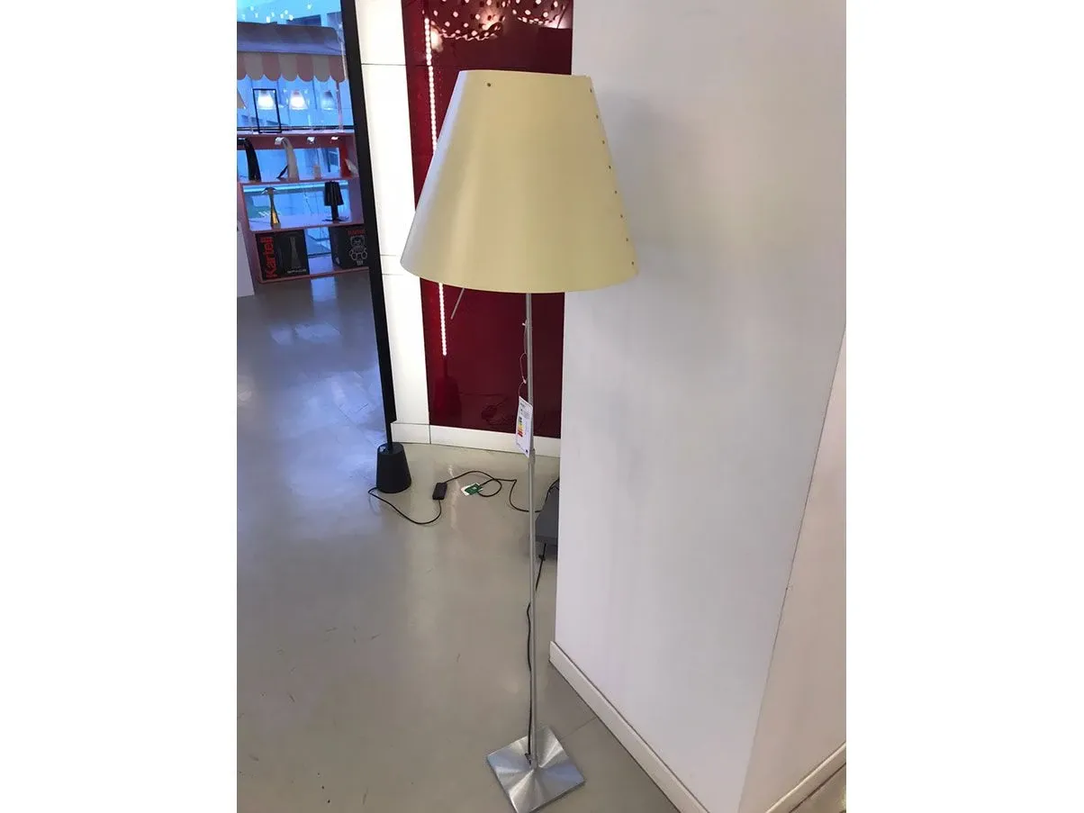 Costanza D13 TC Stehlampe weiß 2