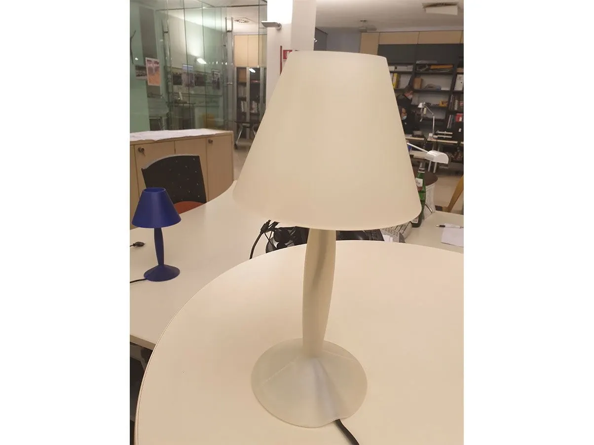 Lampada da tavolo Miss Sissi Philippe Starck (bianco), Flos 3