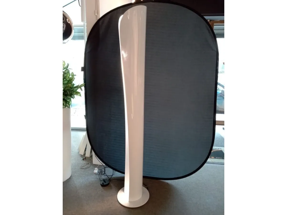 Lampada da terra Cadmo, Artemide 2