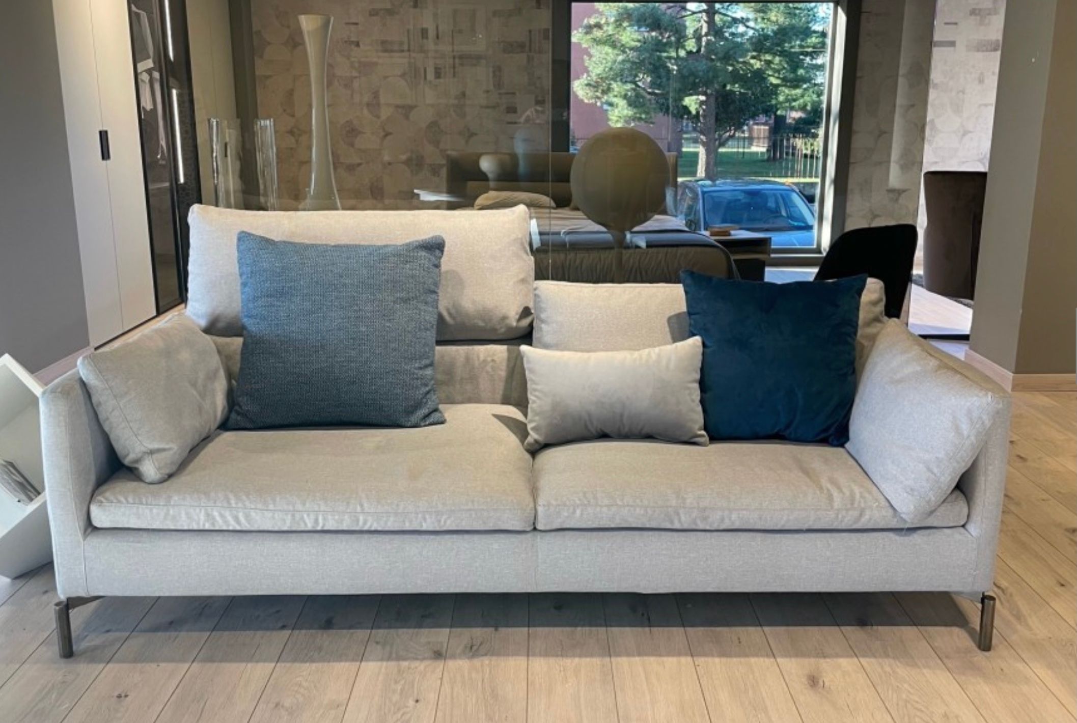 Reef sofa bed in gray fabric