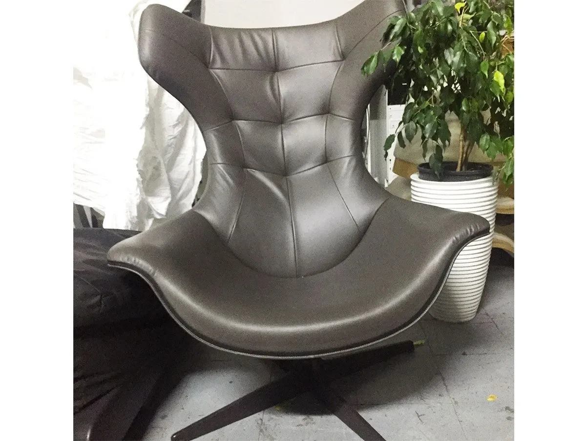 Regina swivel armchair in leather (anthracite), Poltrona Frau 