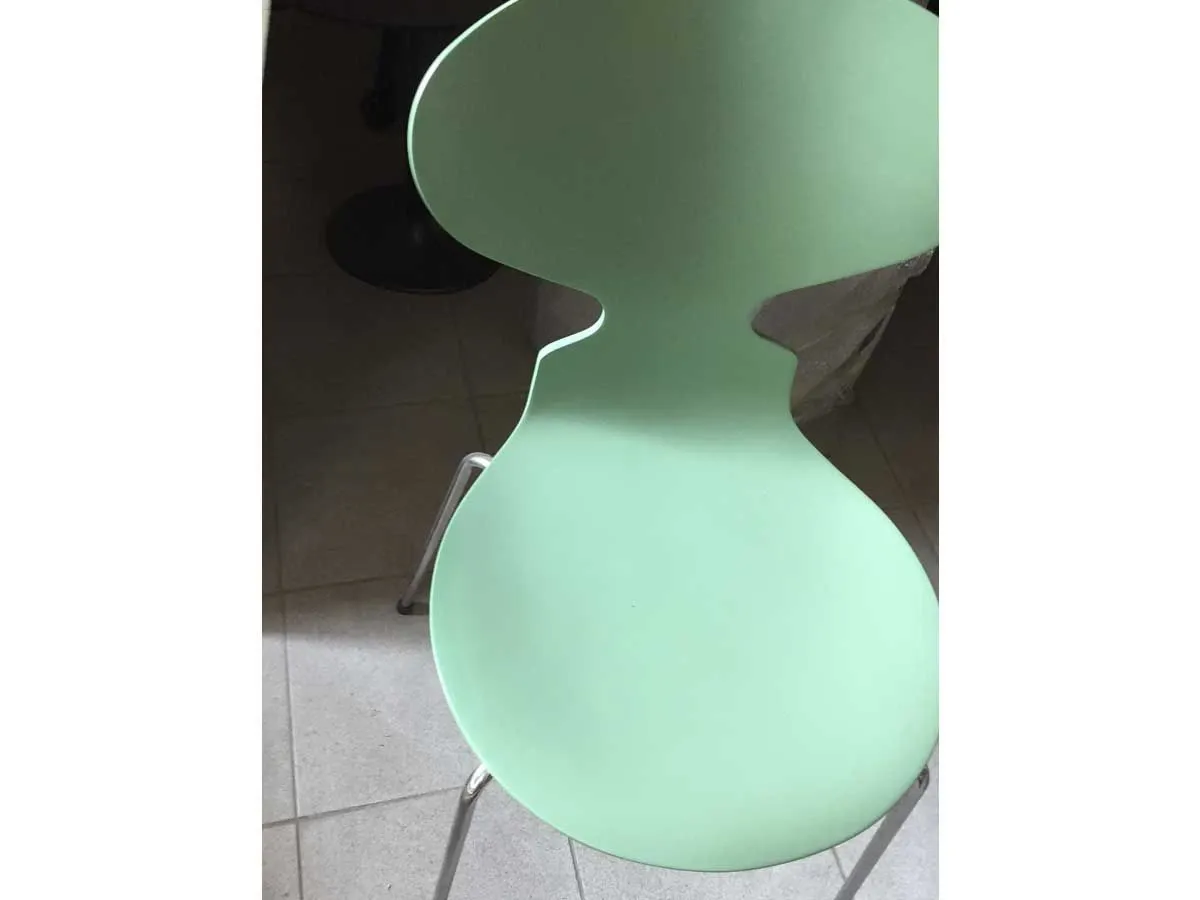 Ant Chair (green), Fritz Hansen 5