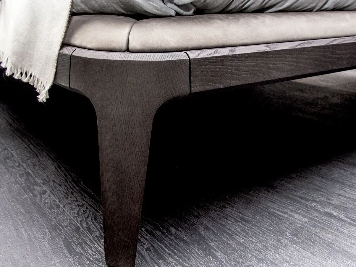 Kelly, Poliform 2