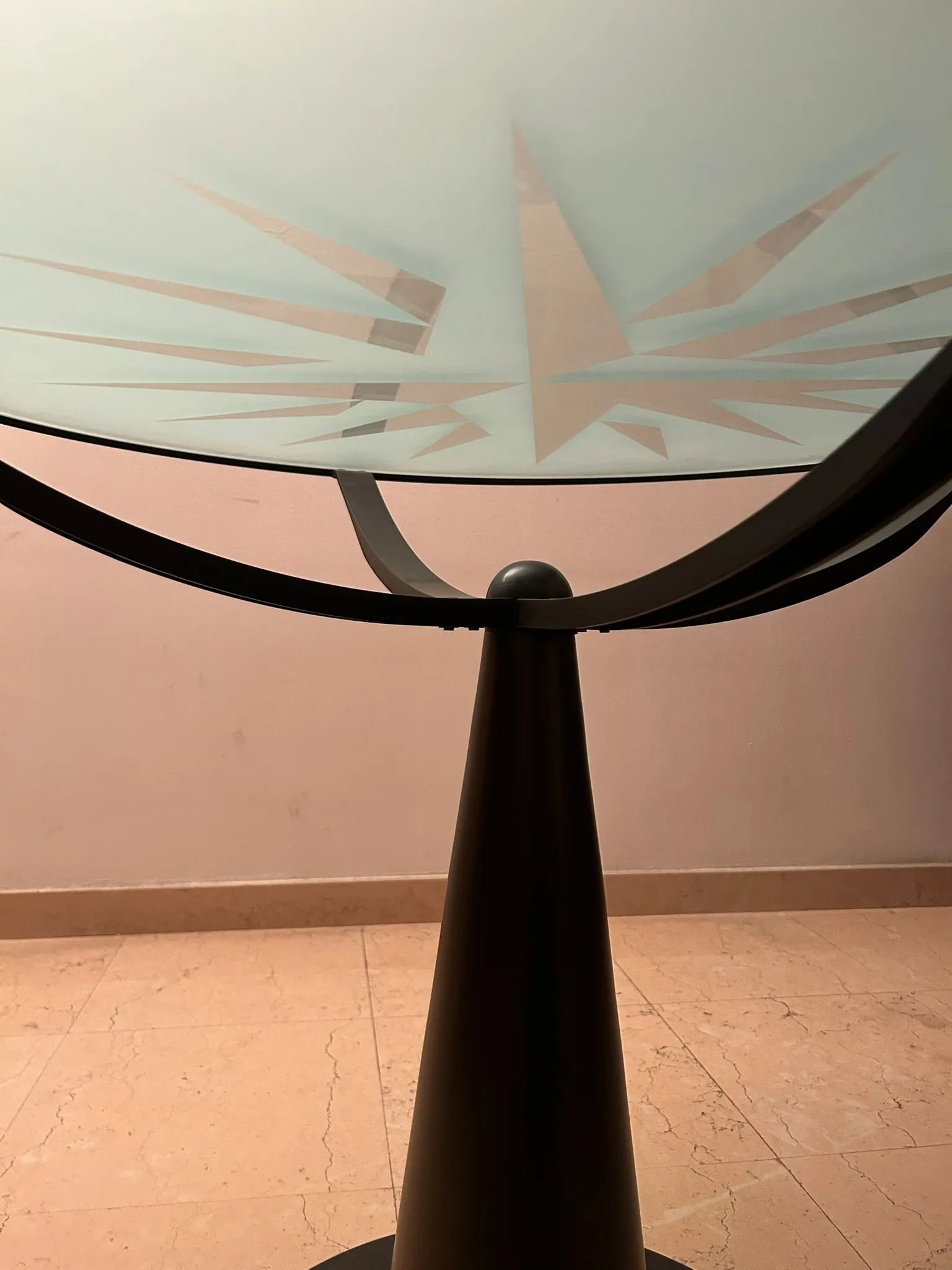 Tavolo rotondo Astrolabio, Driade 4