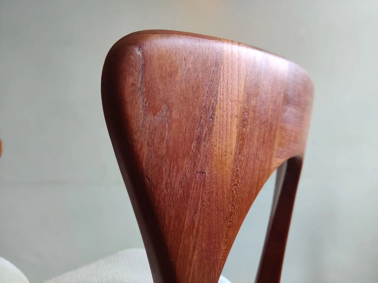 Set of 4 vintage teak chairs, 6
