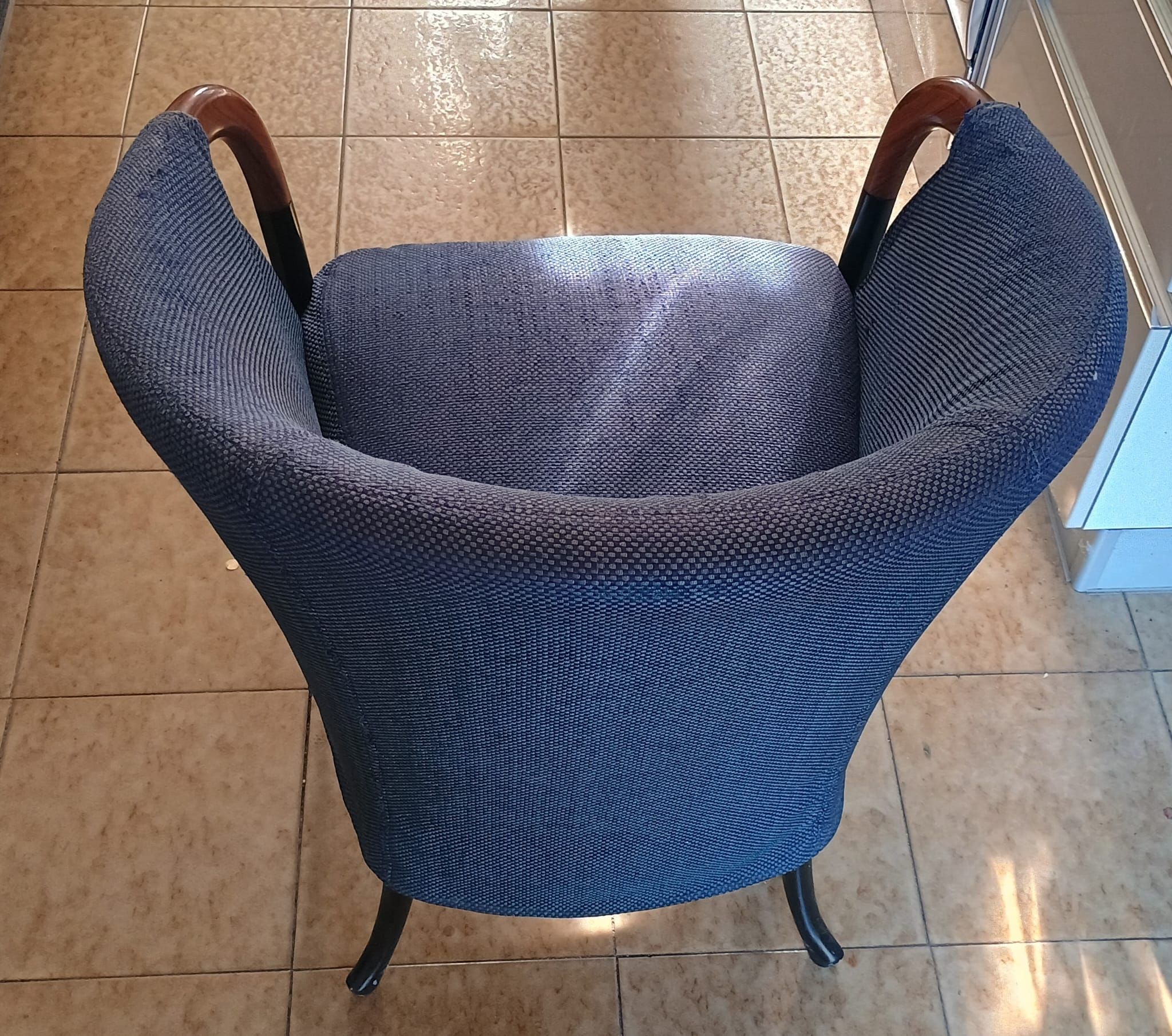 Progetti fabric armchair (blue), Giorgetti Brand
