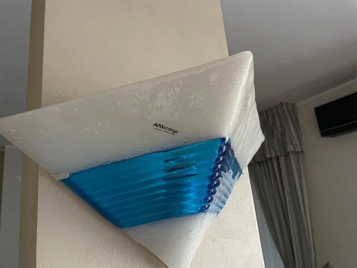 Applique contemporanea in vetro di Murano (blu), Mazzenga 1