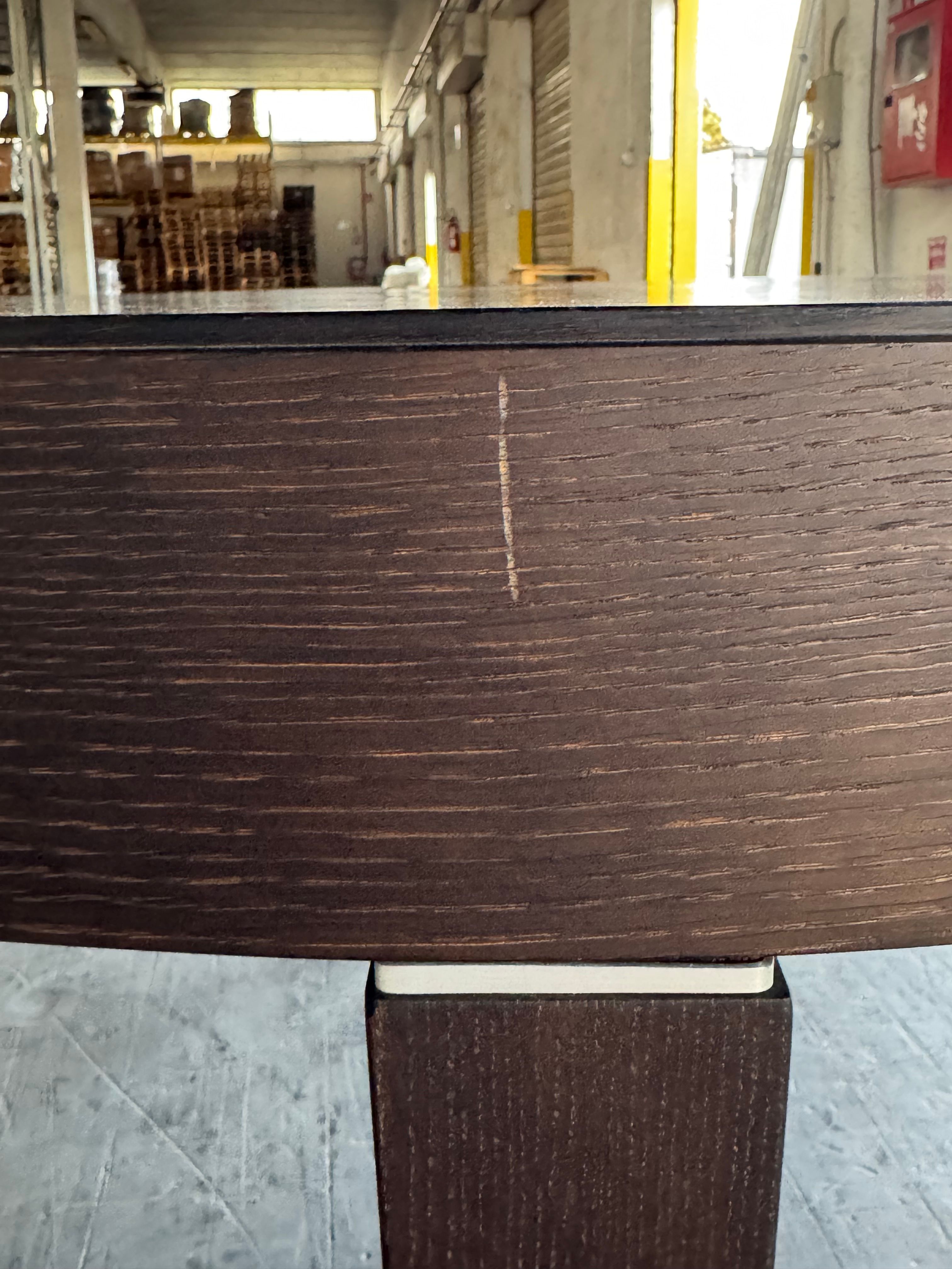 Round Extendable Dining Table Edo Brown Details