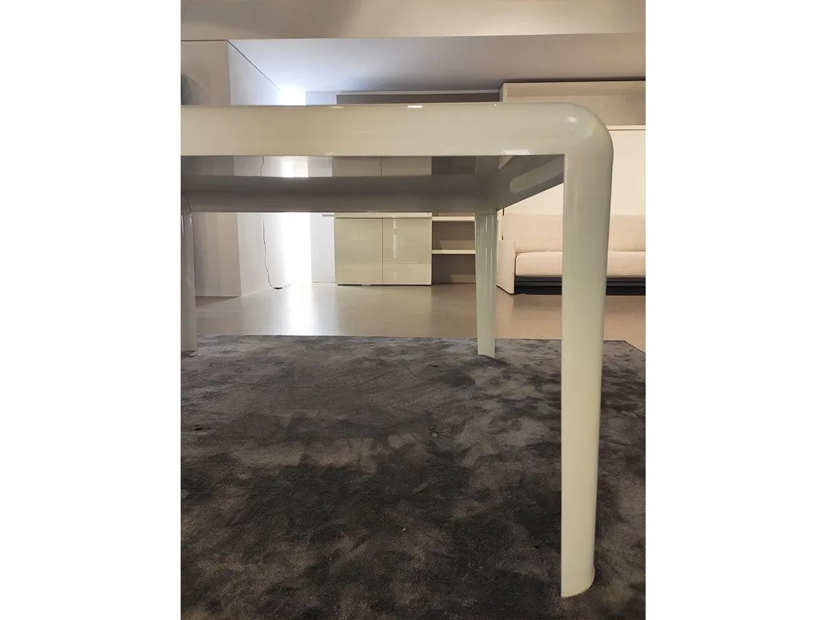 Ferro square table in painted metal (white), Porro 2