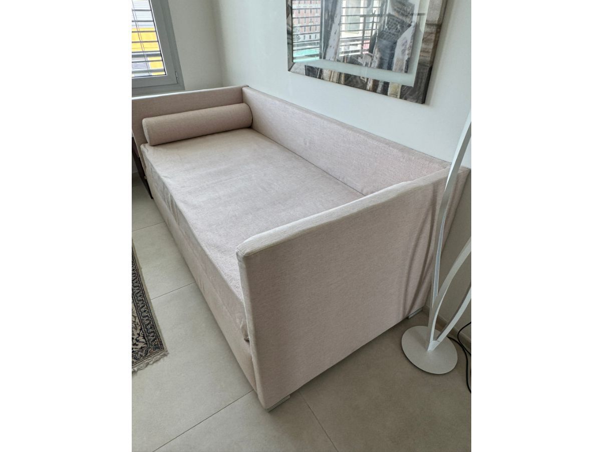 Divano letto Duetto in tessuto rosa Side