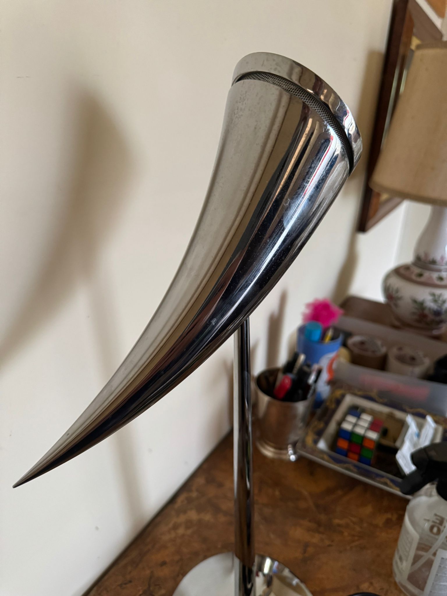 Lampada da tavolo Arà di Philippe Starck 12