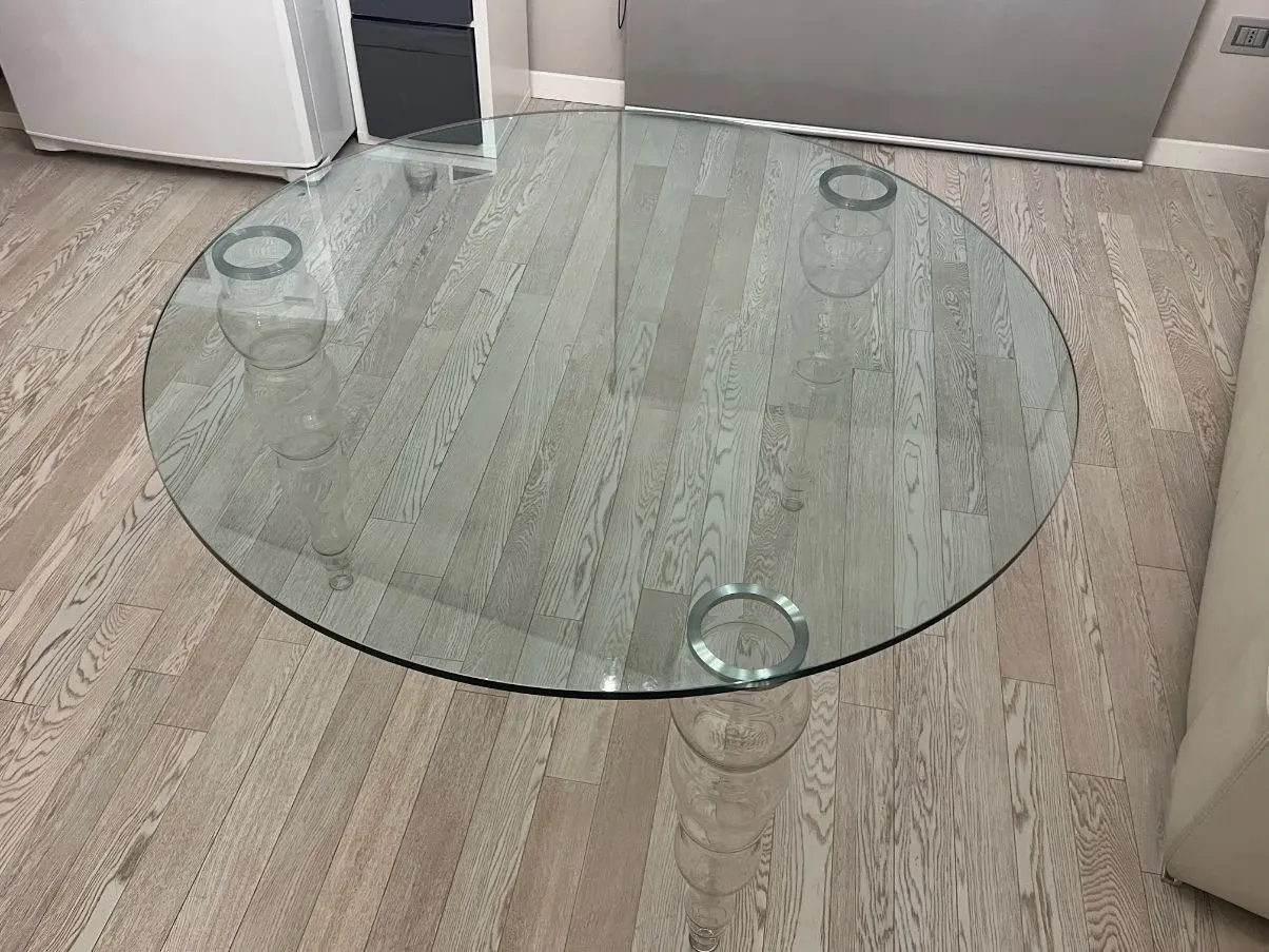 Tavolo Post Modern di Piero Lissoni, Glas Italia 1