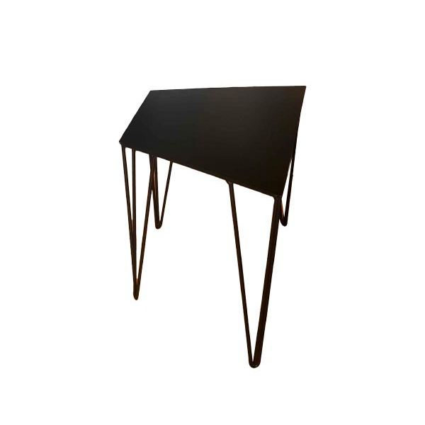 Chele coffee table in iron (black), Atipico image