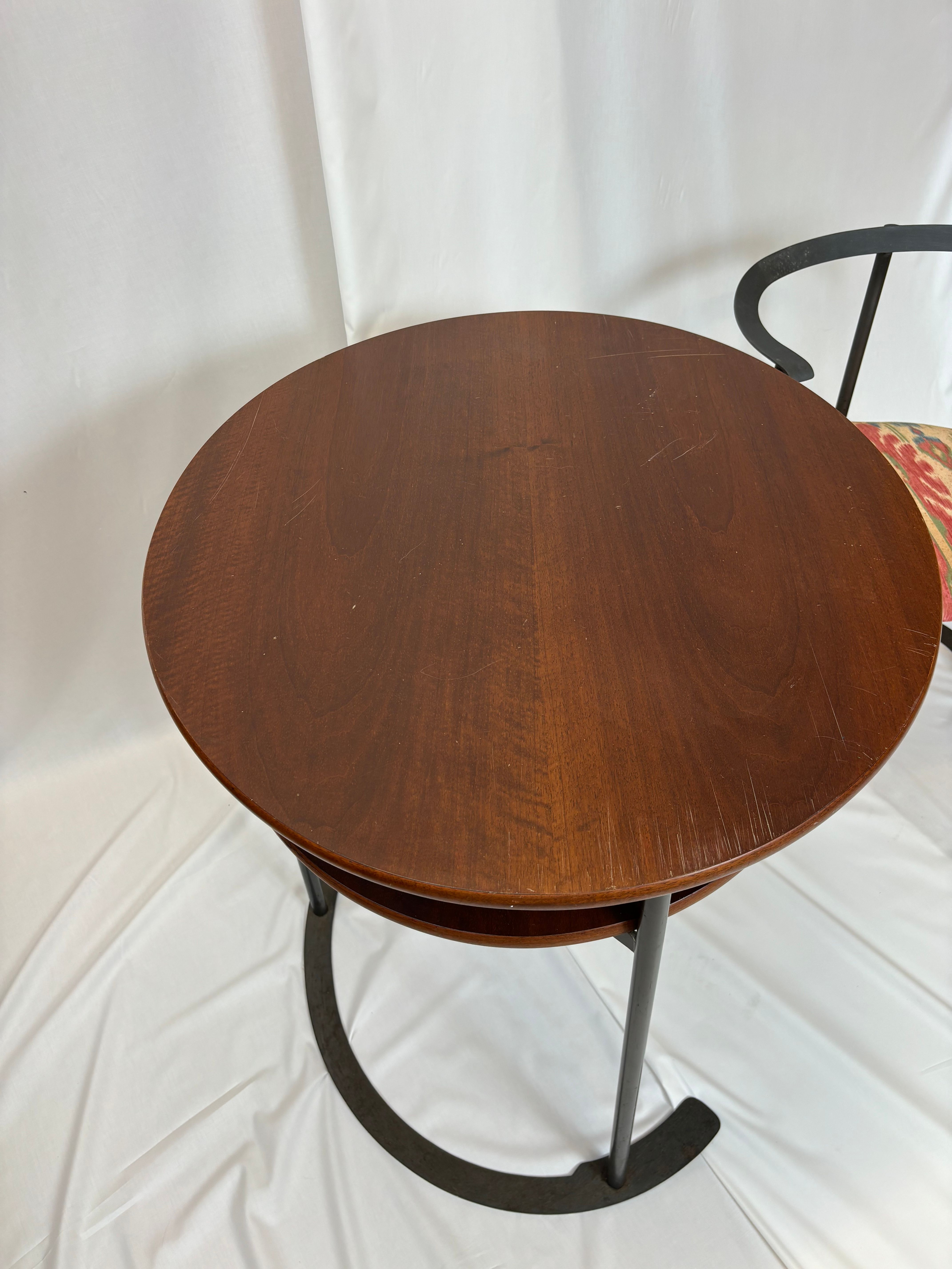 Set aus 2 Beistelltischen und Vintage-Sessel aus Stahl und Holz Defects