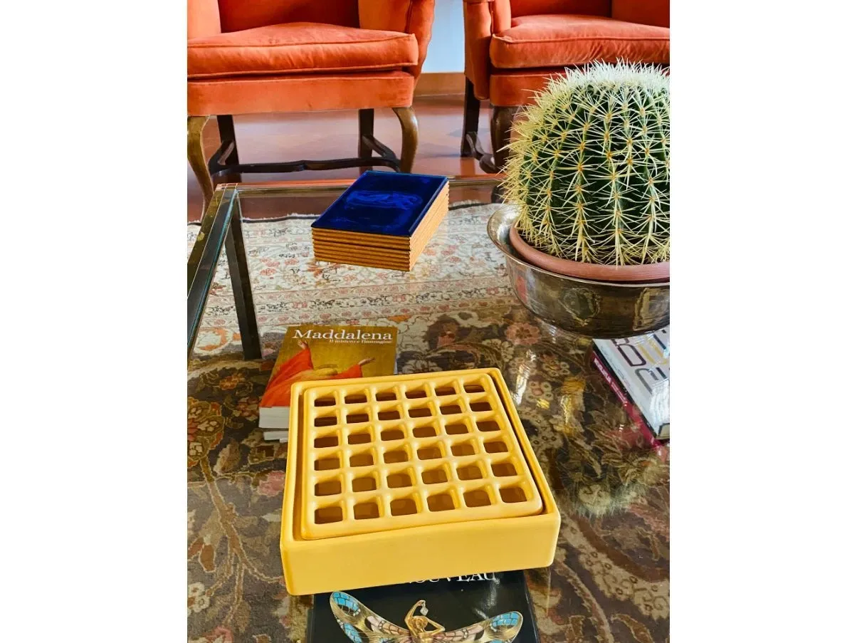 Vintage yellow ceramic ashtray (1970s) 3