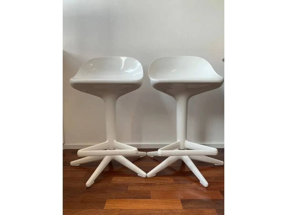 Set of two Spoon stools, Kartell  image