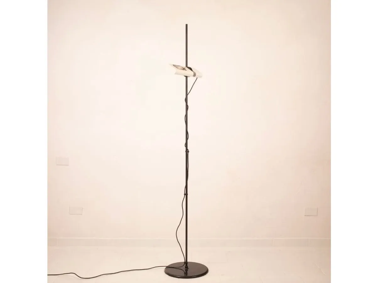 Aton floor lamp by Ernesto Gismondi, Artemide image