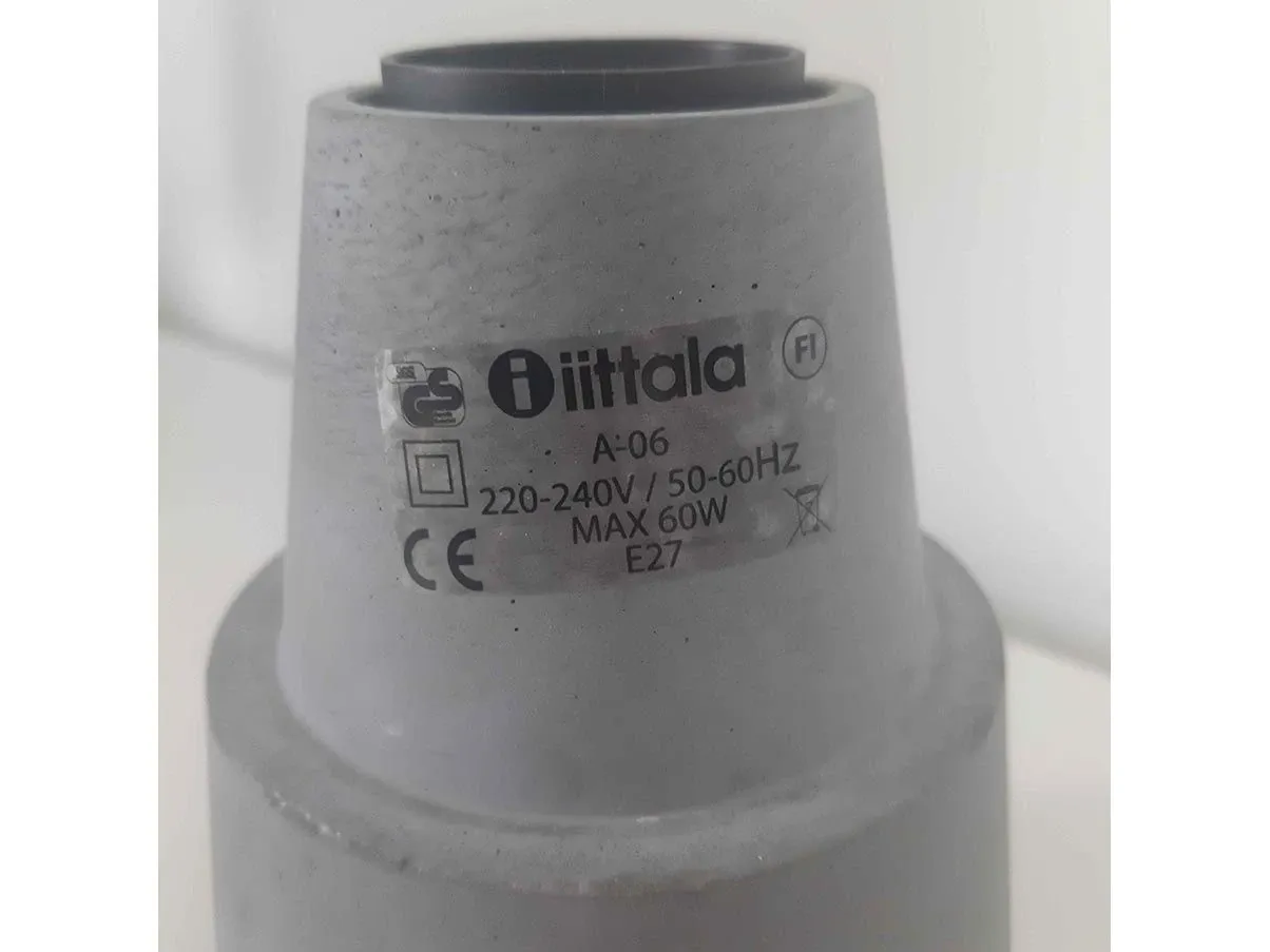 Lampada da tavolo Leimu in cemento e vetro (grigio), Iittala 3