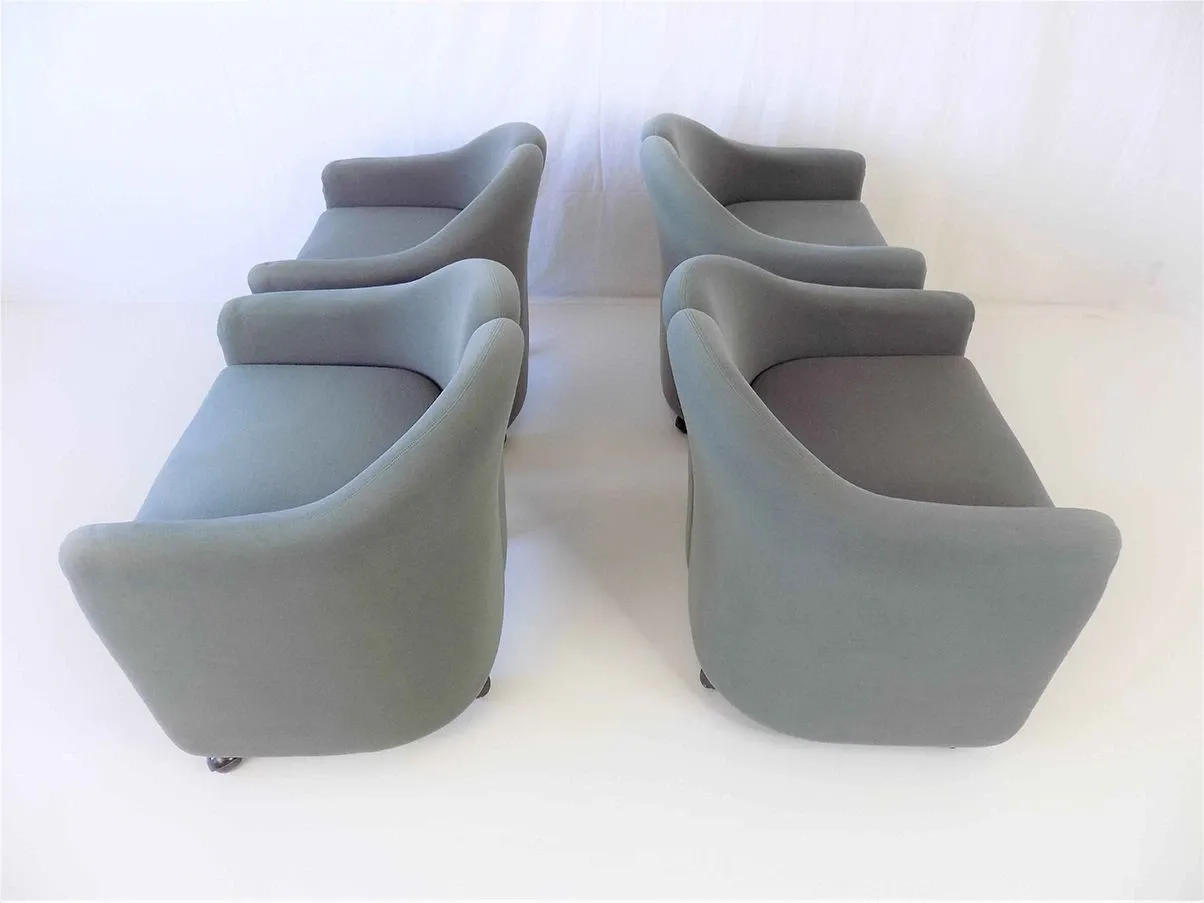 Set of 4 chairs PS142 Eugenio Gerli with wheels 4