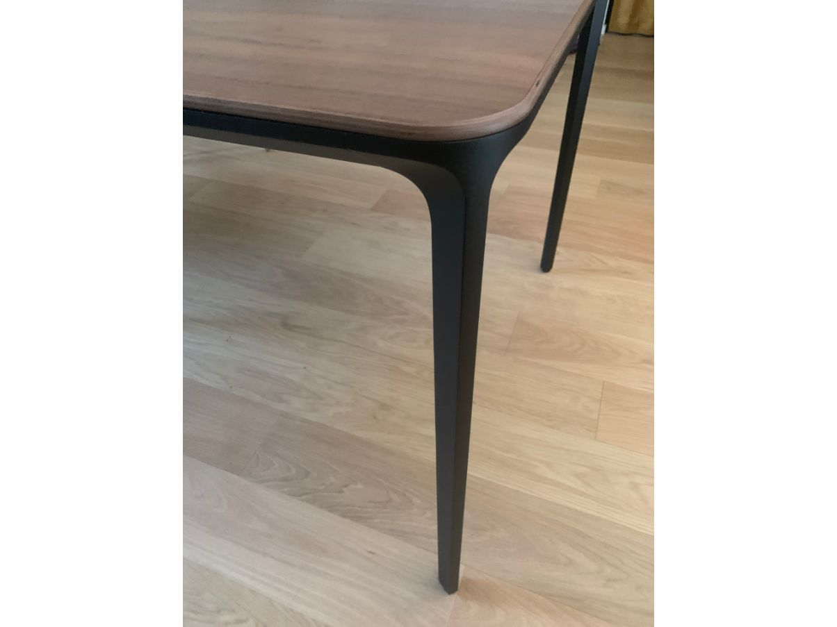 Rectangular table in aluminum and canaletto walnut by Matthias Demacker, Sovet Details