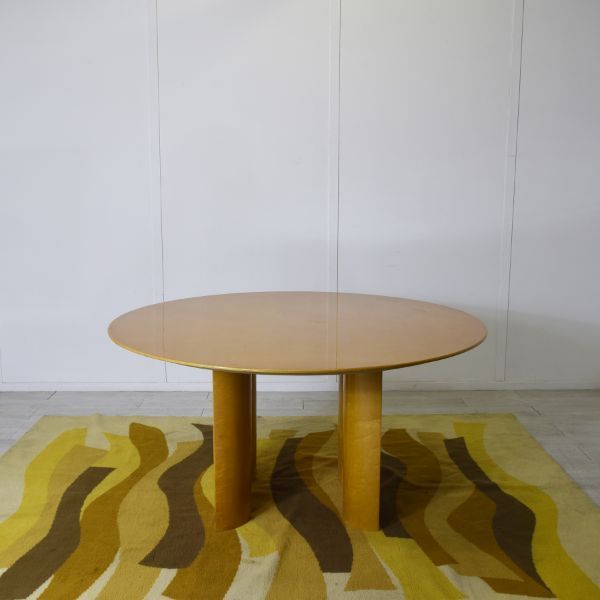 Round maple wood table by Giovanni Offredi (80s), Saporiti Italia image