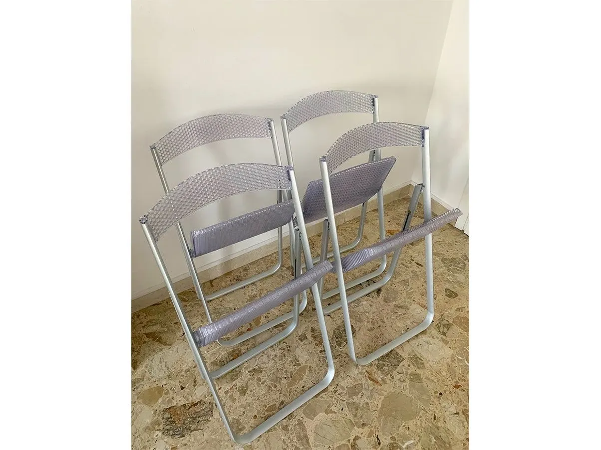 Set of 4 Honeycomb folding chairs in polycarbonate 3