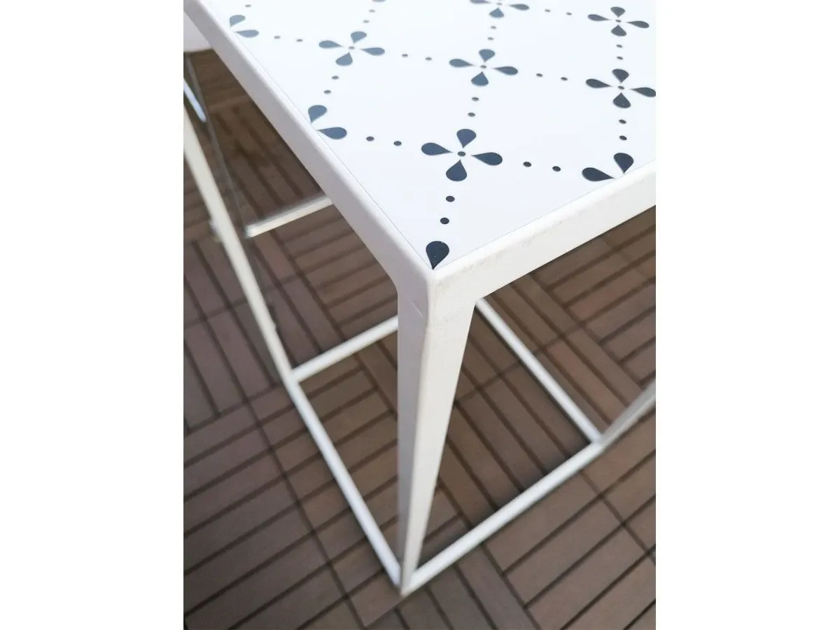Tavolo alto Quadrello in metallo laccato (bianco) 
