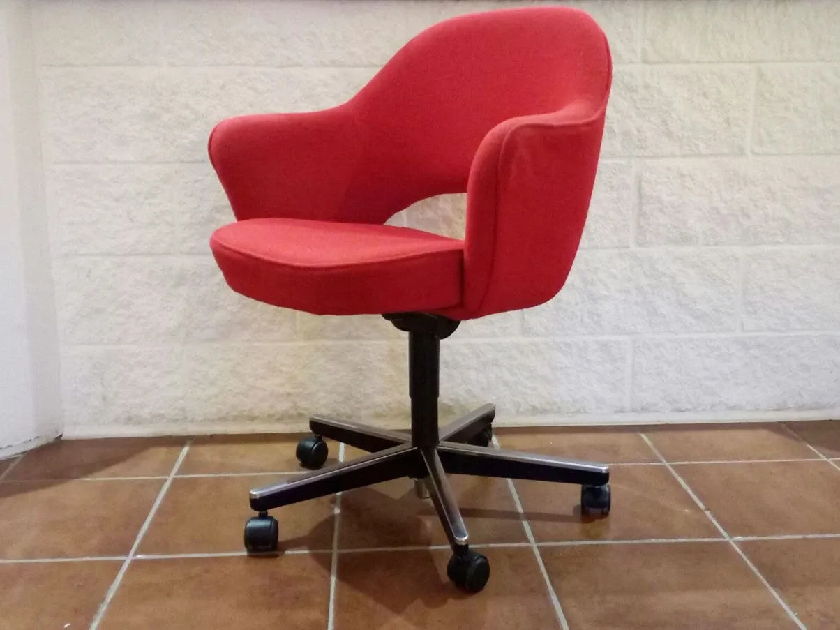 Executive Saarinen, Knoll 6
