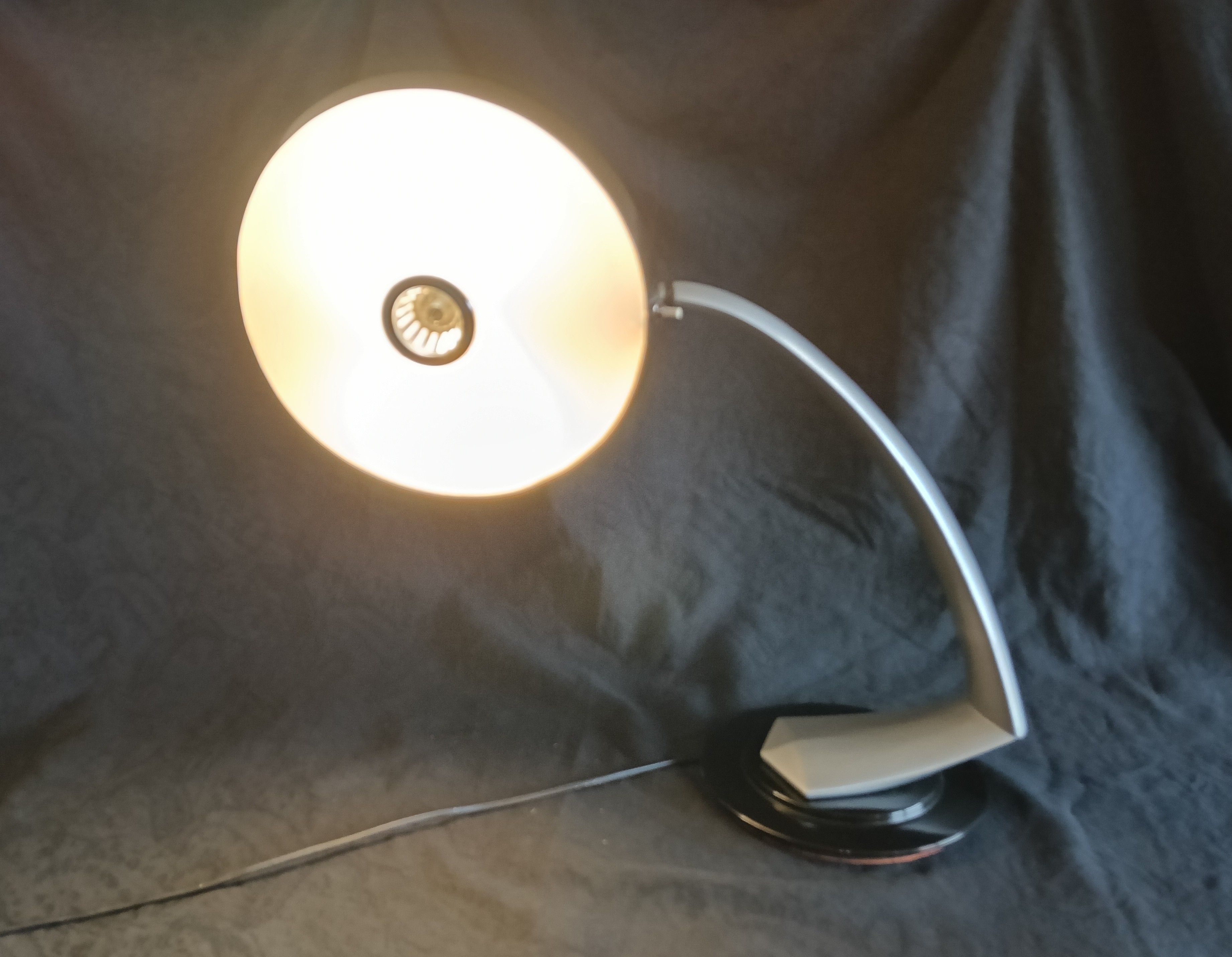 1970s .P. de la Oliva Table Lamp Front