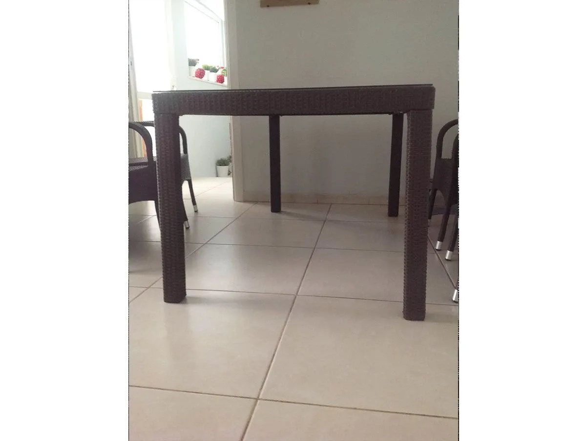 Rectangular rattan table with glass top, Greenwood 3
