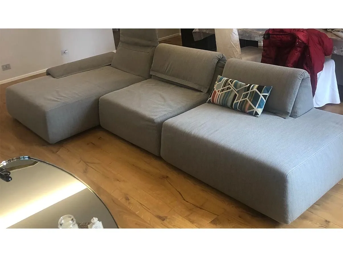 Highlands modular sofa with peninsula, Moroso 2
