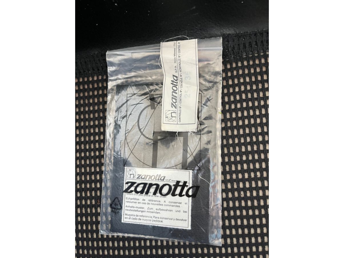Divano 3 posti Bohemien colore nero Brand
