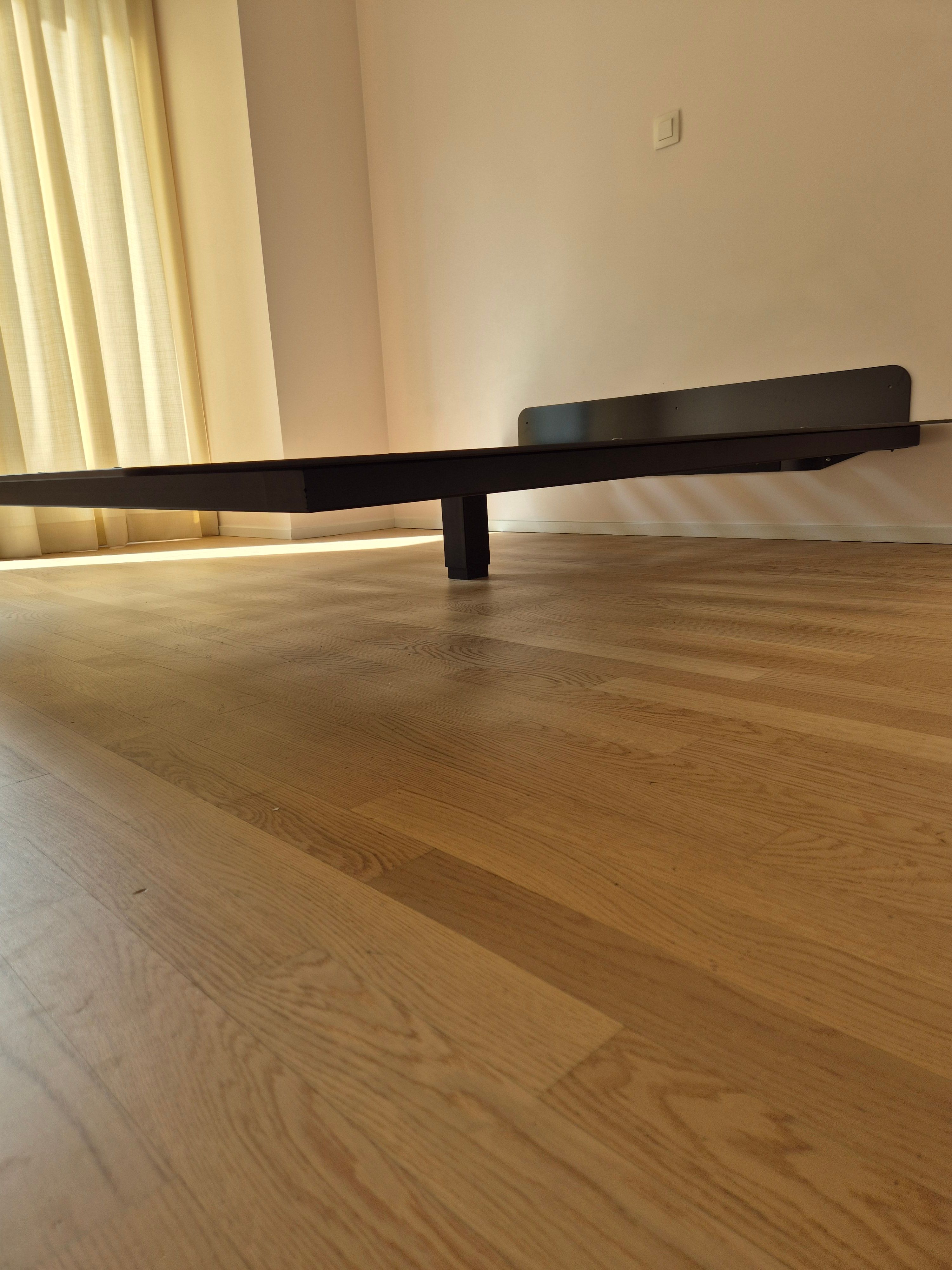 Letto matrimoniale sospeso Fluttua di Daniele Lago Brand