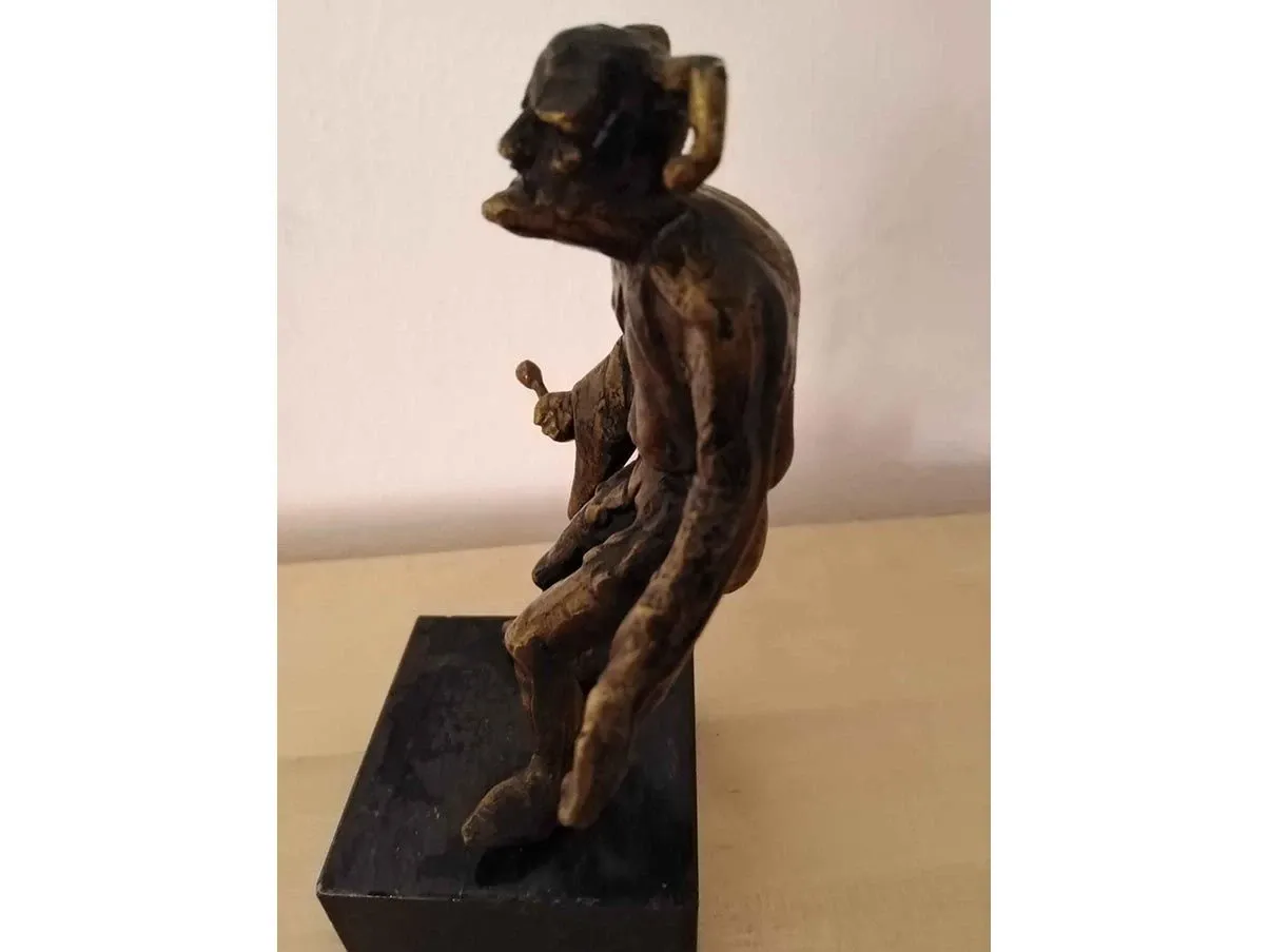 Vintage bronze and marble statue of Rigoletto (1970s) 4