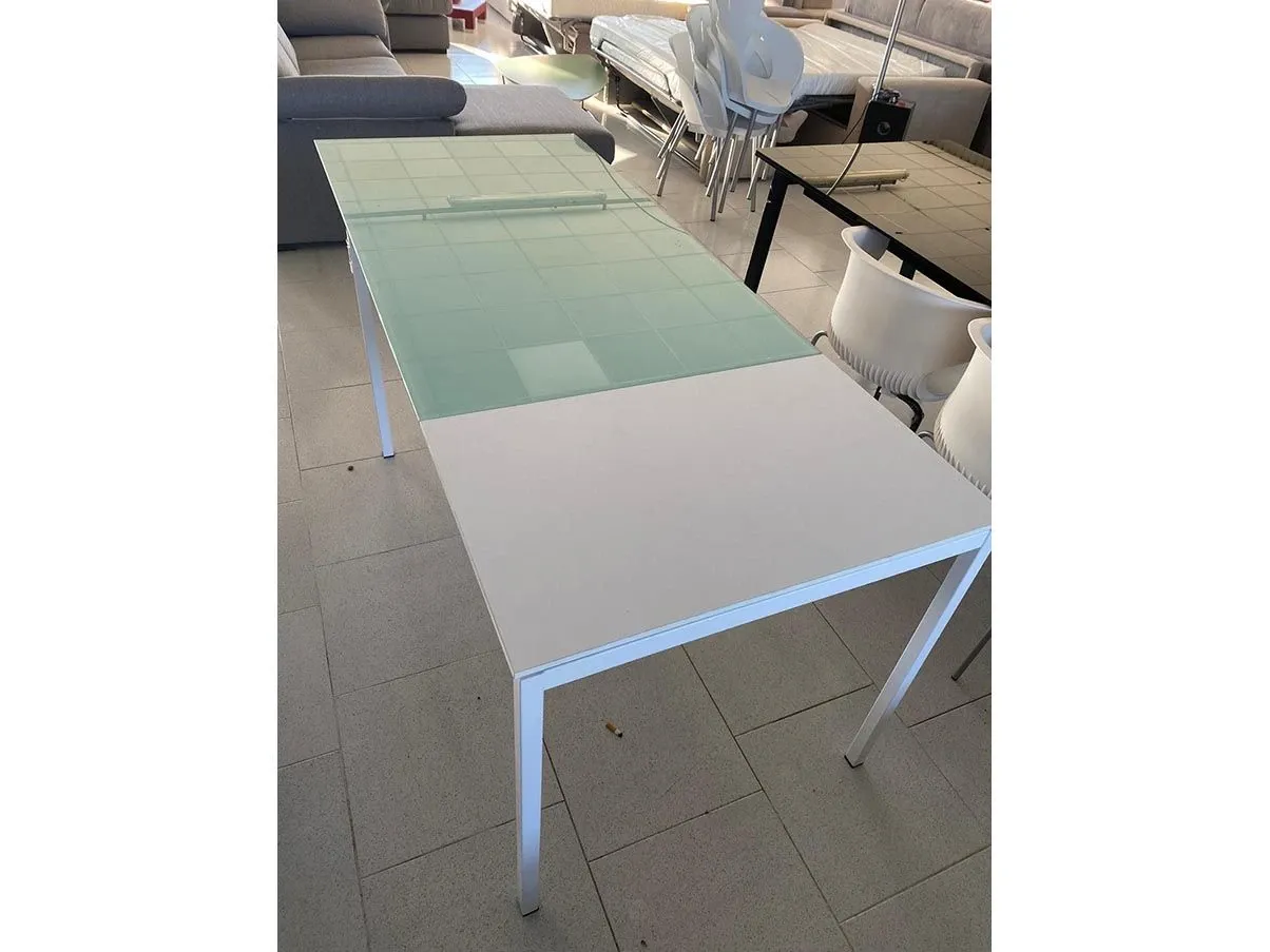 Ausziehbarer Esstisch Aurora aus Glas und Metall (weiß) 2