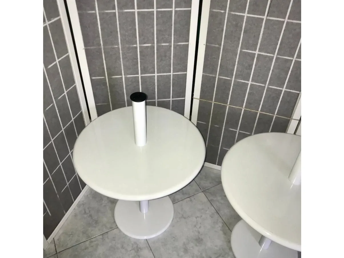 Set of 2 round tables in enamelled metal, Bonaldo 9