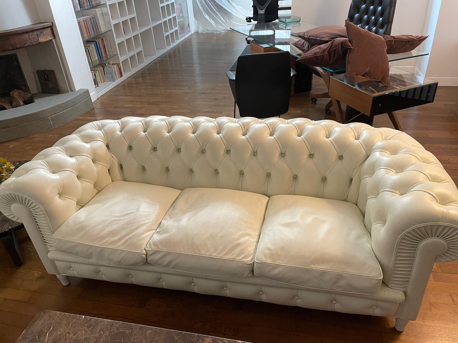White Leather Chesterfield Sofa Set – 3-Seater Sofa Armchair and Ottoman Main