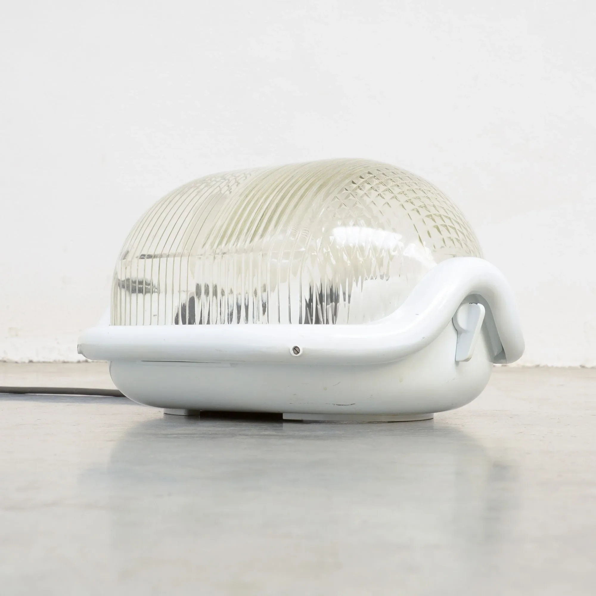 Vintage white noce wall lamp, Flos 1
