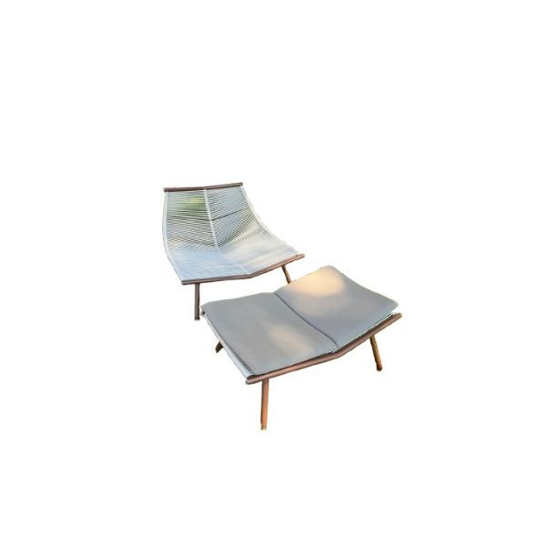 Set di poltrona e poggiapiedi Laze Lounge 001 e Laze 004, Roda image