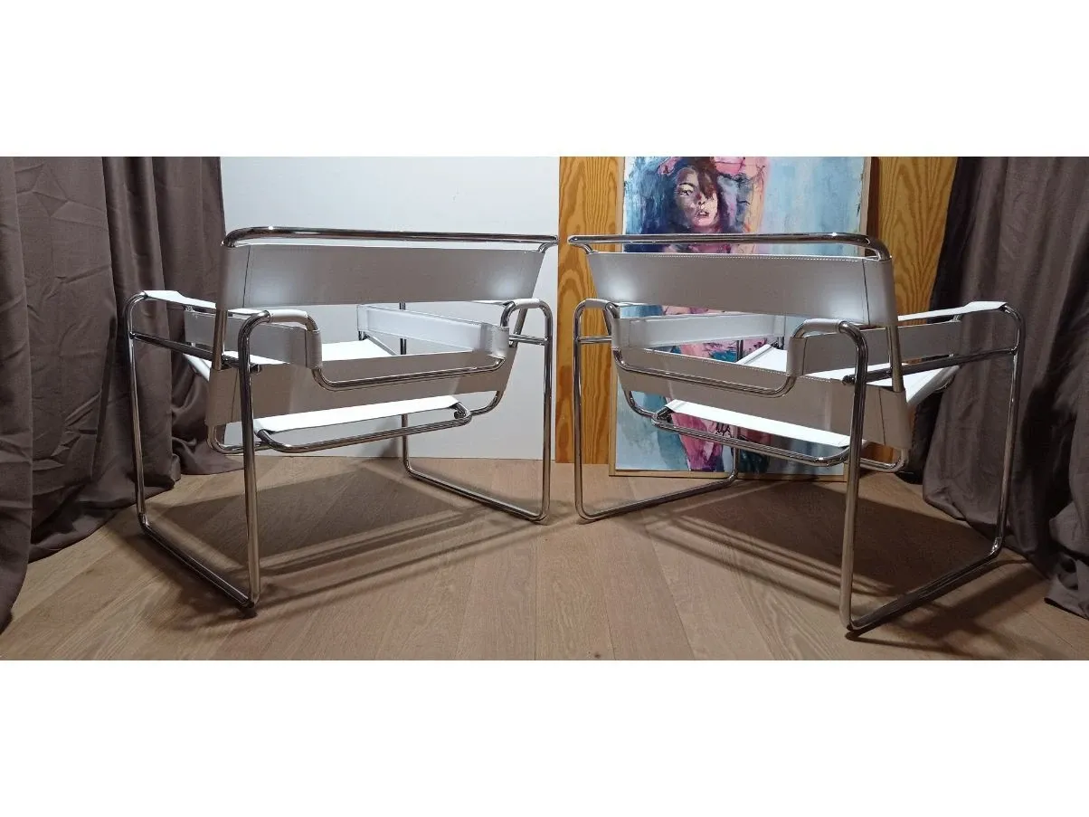 Set of 2 white Wassily armchairs in leather, Alivar 7
