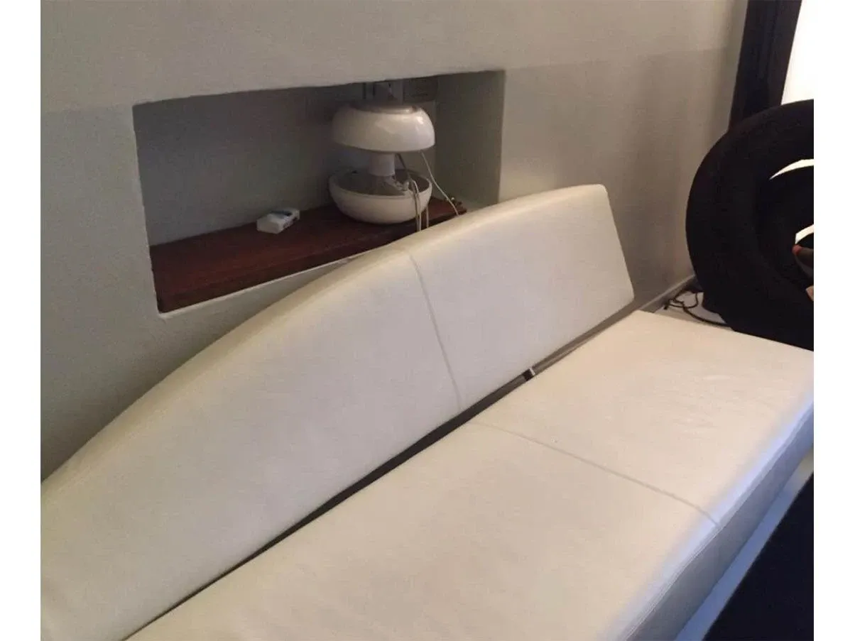 Aspen sofa by Jean Marie Massaud leather (white), Cassina 1
