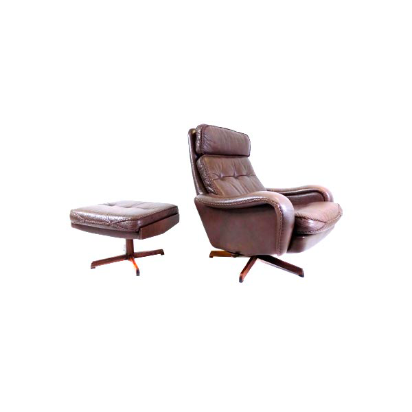 Madsen & Schubell leather armchair with pouf, Bovenkamp image