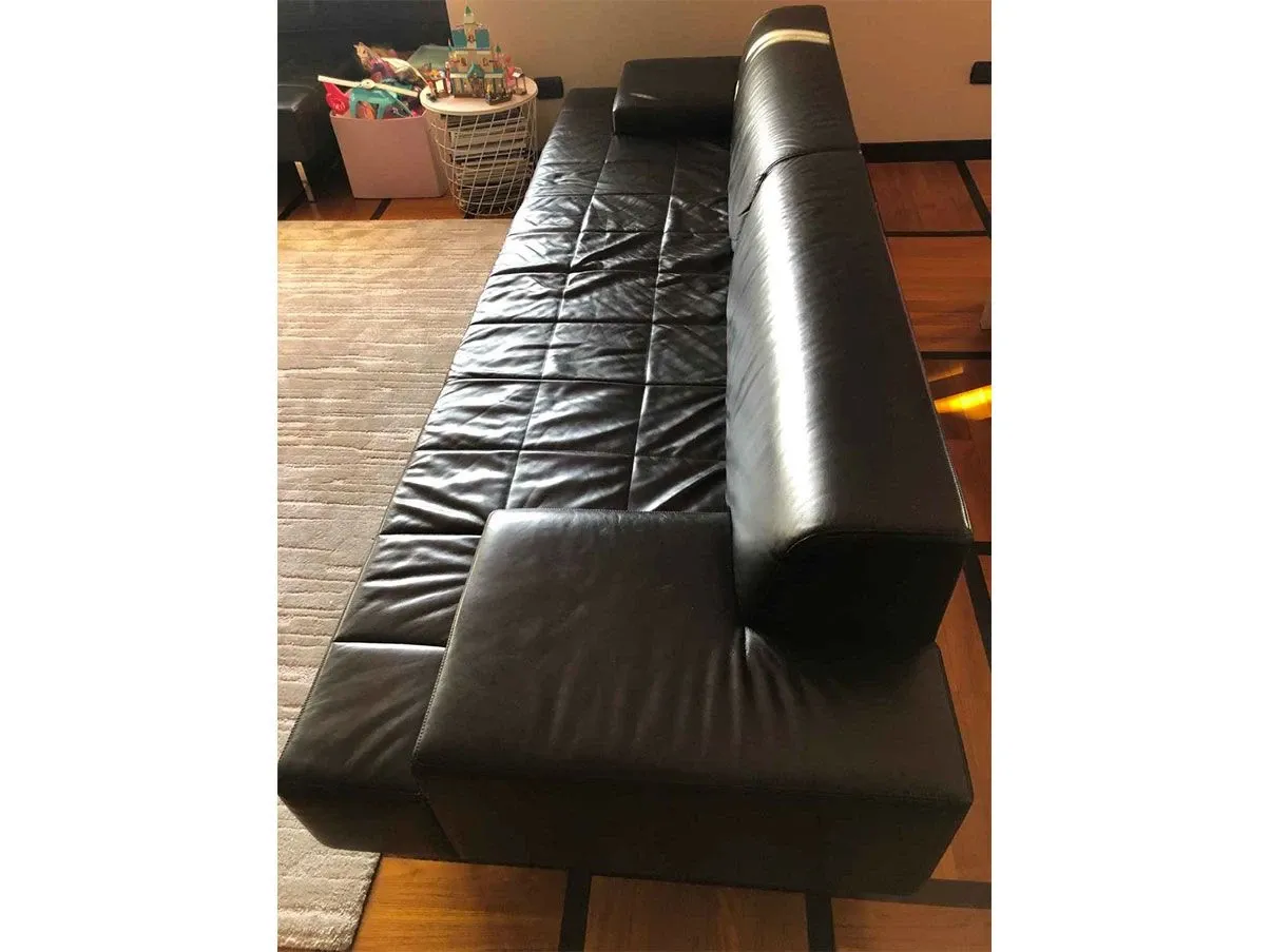 Divano 3 posti Quadra con pouf pelle (nero), Poltrona Frau 1